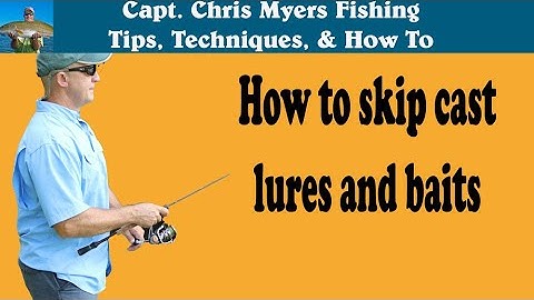 How to skip a fishing lure under docks or trees (Tips from a pro guide)