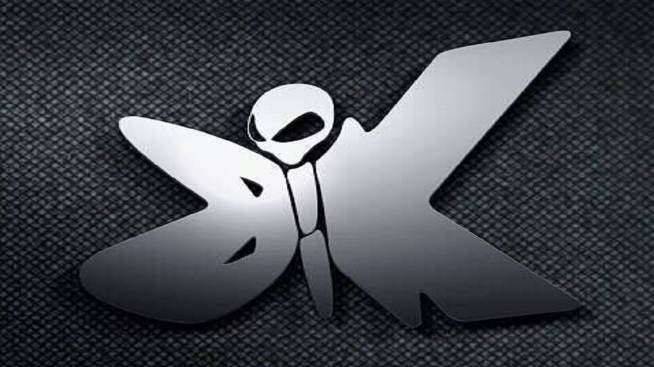 TOTOM feat DOUBL'E'NN   - Tolotra sy tinady