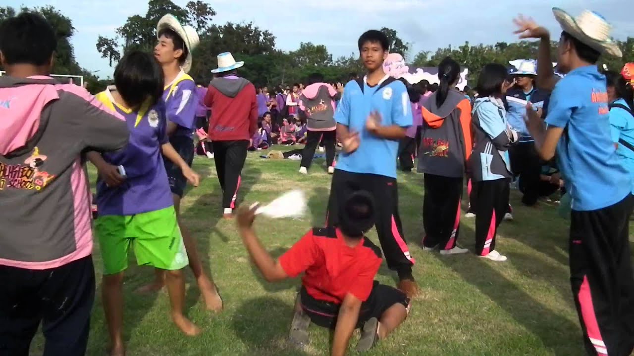 ปล่อยผีกีฬาสี56-โรงเรียนภูเขียว