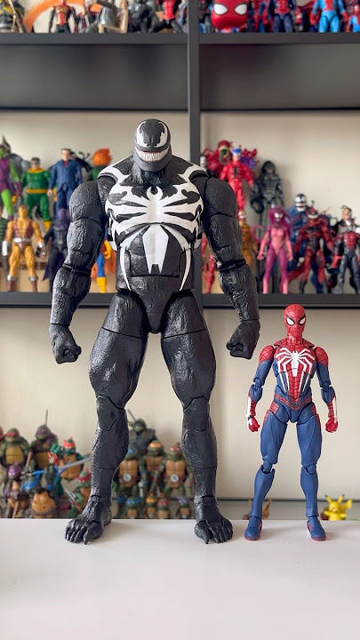 New Gameverse Venom size comparison! #venom #actionfigures #spiderman  #marvellegends #comparison