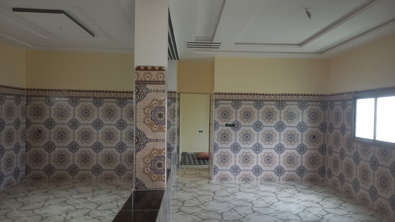 منزل للبيع بالهاوا ديالوا 100 بناء و40متر جردة المجموع160محسوبا على عين شقف تمن24مليون0660376326