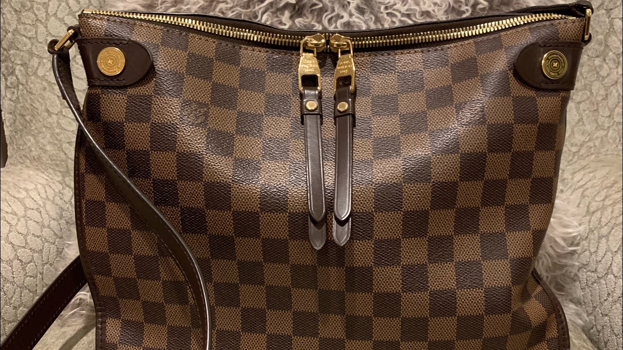 What's in my bag Louis Vuitton Damier Ebene Duomo 