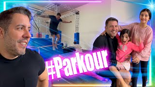 Aula de parkour com o papai