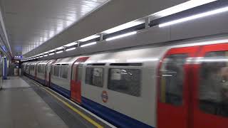 London Underground 1973 Stock - Arriving Heathrow Terminals 2 and 3 (Piccadilly Line)