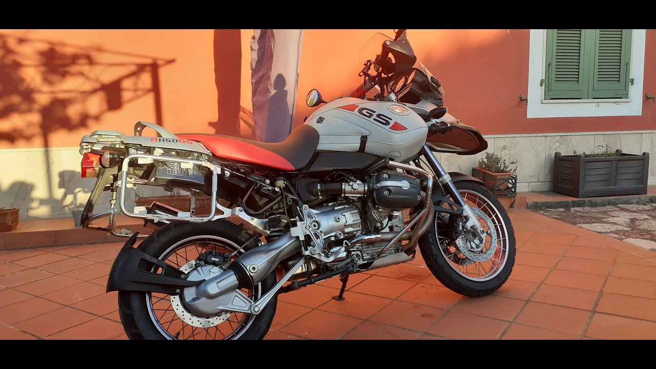 montaggio copri serbatoio  BMW GS  ADVENTURE 1150