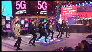 BTS - 'Boy with Luv' (Live Performance at New York Times Square 타임스퀘어 New Year's Eve 2020)