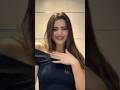 يا شافني عاقلة وما حشم بغا يدير بيا لافار يا بغا يدرحني وانايا بنت كارتي بوبيلار 