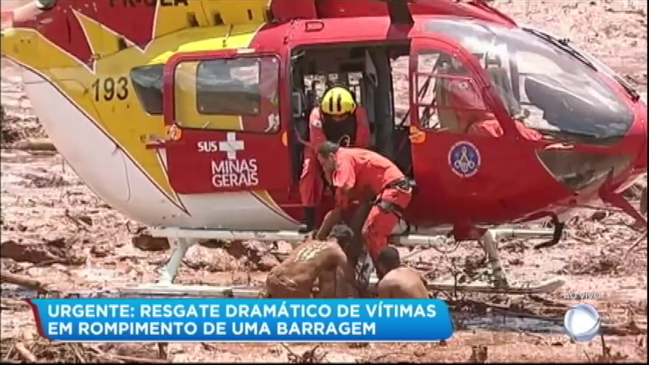 Corpo de Bombeiros faz resgate dramático de vítimas do rompimento de barragem