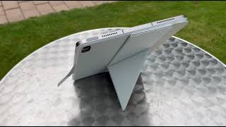 PITAKA Folio 3 for iPad Air in Action