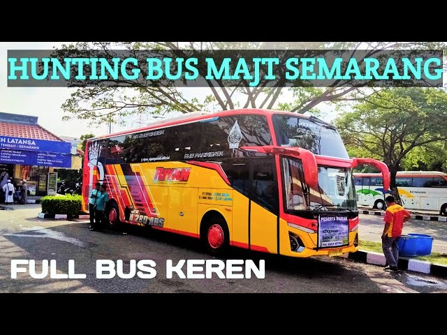 PARKIRAN SAMPAI MEMBLUDAK!! Hunting Bus di Masjid Agung Jawa Tengah di Semarang class=
