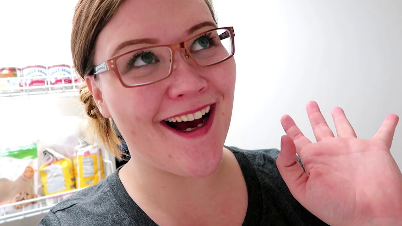 WEEKLY VLOG #29| Organizing the Baking Pantry! - YouTube