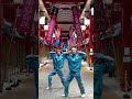 仮面清掃員のシュールダンス。in 浅草（Asakusa）
