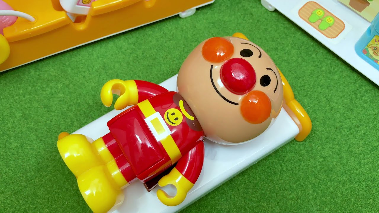 『お医者さんごっこ』アンパンマンと注射・体温計・聴診器、健康診断ルーレット!