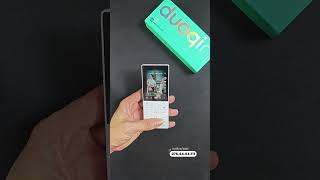 Xiaomi Qin F22 2023 lướt Tiktok thế nào? Trải nghiện điện thoại bàn phím nocam hệ điều hành android