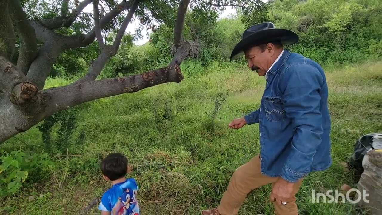 Aquí en el Rancho de mi ijo marcos LA Vida Del Rancho gracias ijo por