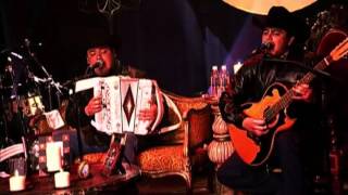 Eres Mi Droga Íntimamente En Vivo Content