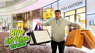 TAKING MY DAD ON A SHOPPING SPREE IN THE WORLDS BIGGEST MALL! (The Dubai Mall)