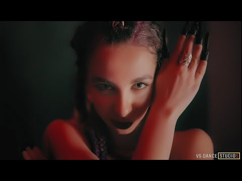 Alewya - Sweating|