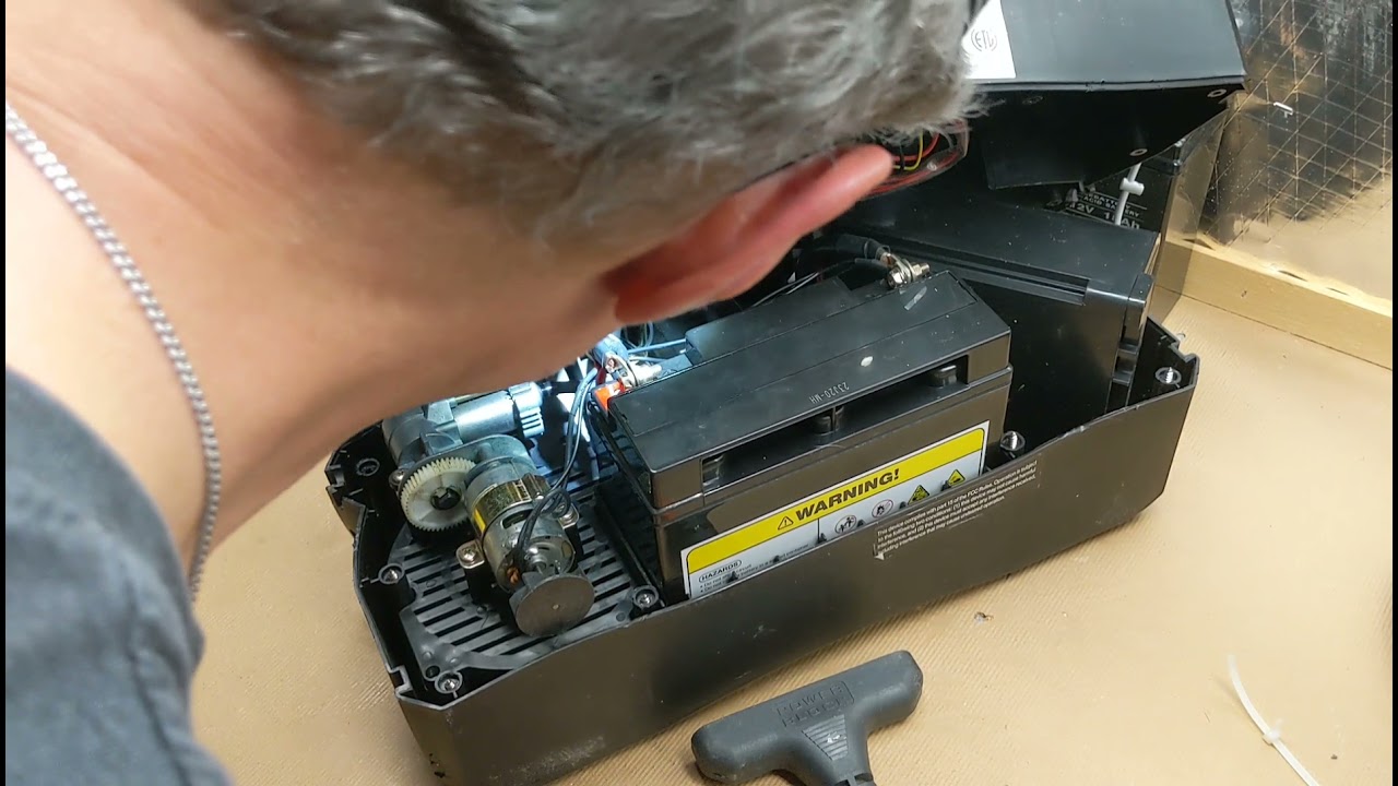 Black and Decker CM0700BZ Troubleshooting - iFixit