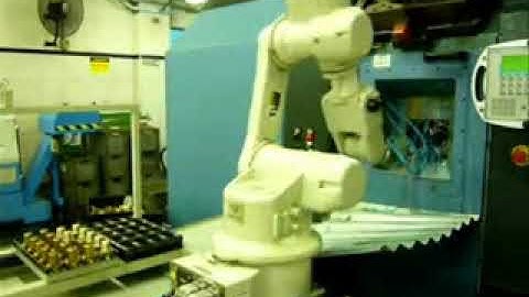 MC Tending Automated Machine Load and Unload Cell PS3L 6 axis robot