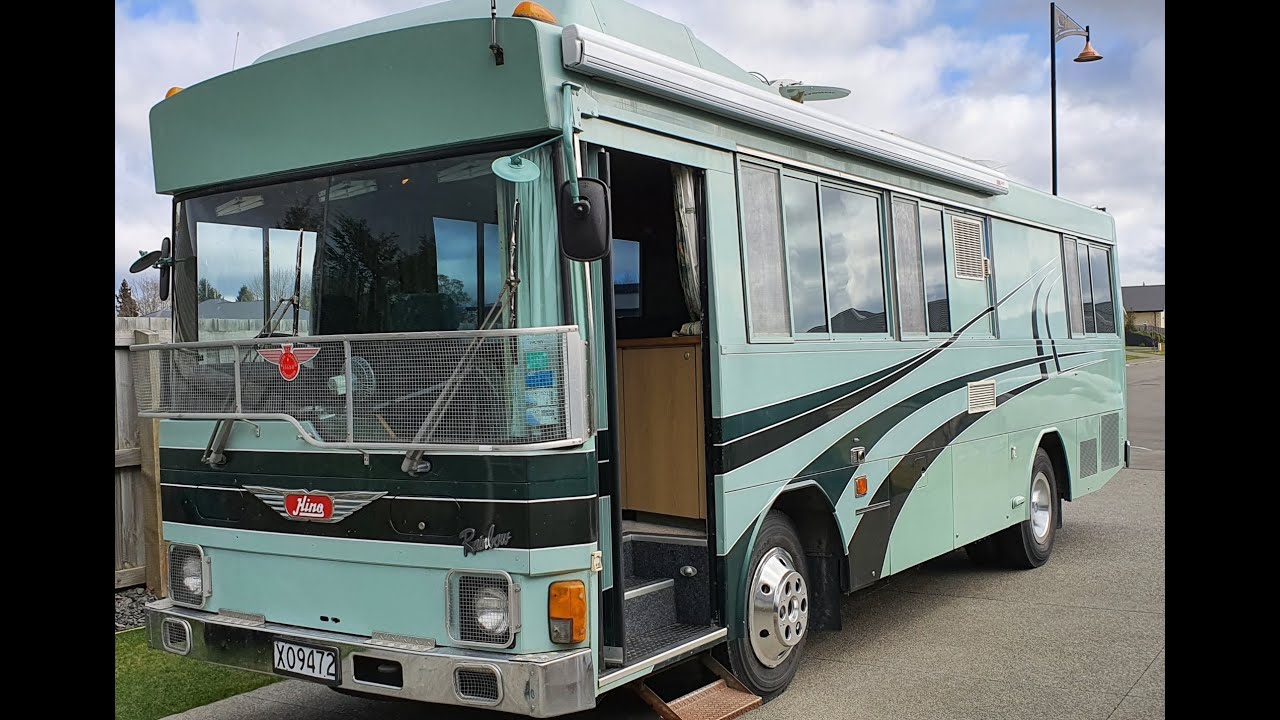 1986 Hino Rainbow RJ