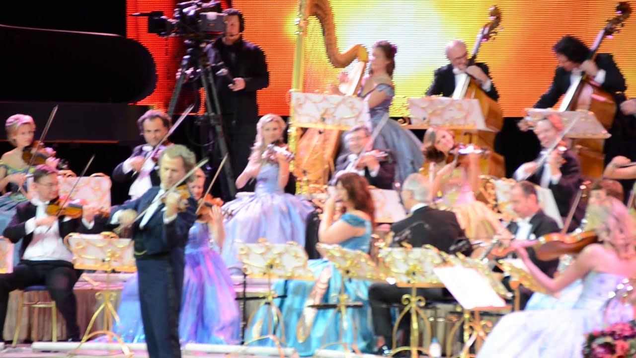 Andre Rieu 2014 André Rieu - New Year's Concert 2014 - Köln - YouTube