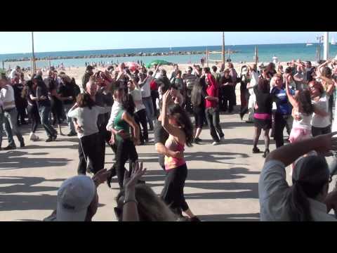 Israeli folk dance Eifo At Tagidi -