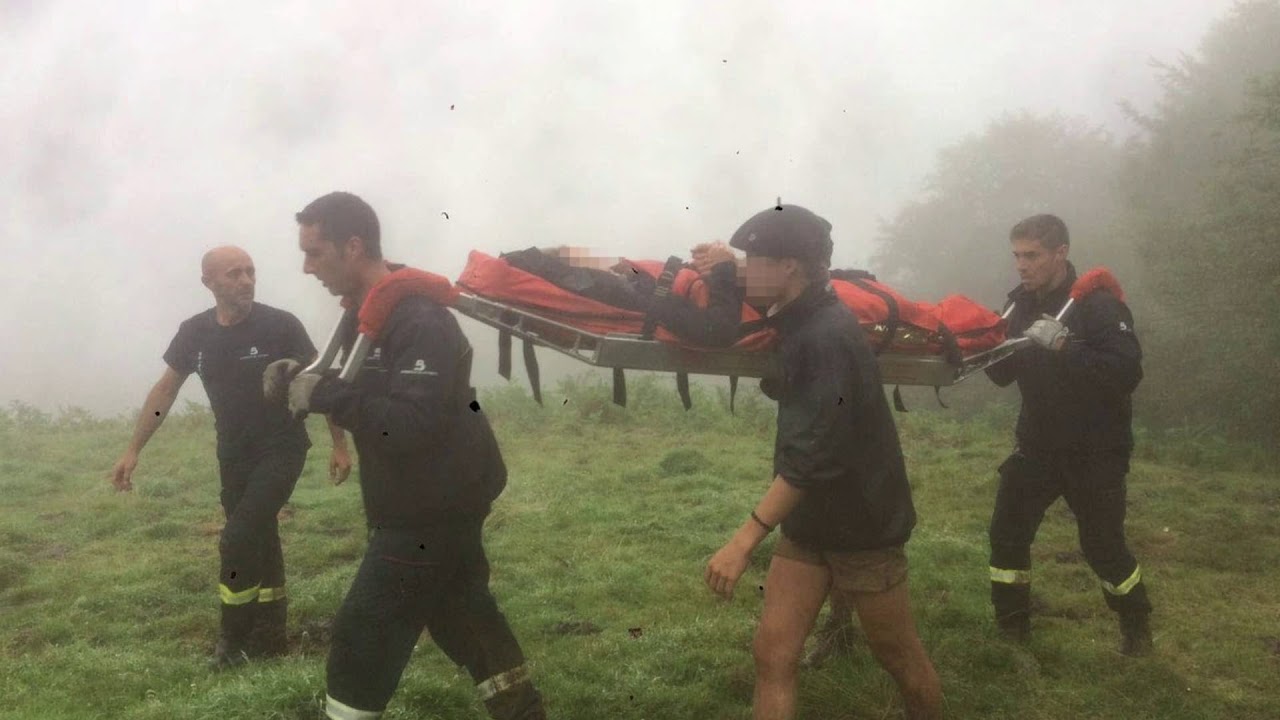 Evacuada una joven scout francesa herida en una pierna en Piloña, Asturias