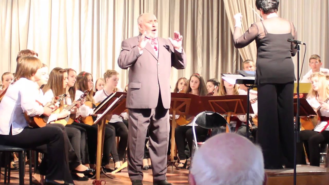 "Пливе кача по Тисині" - YouTube