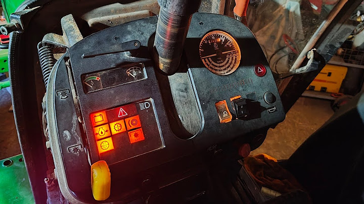Electricity doesn't work, or electrician's fun in a John 3140/welding Massey fenders