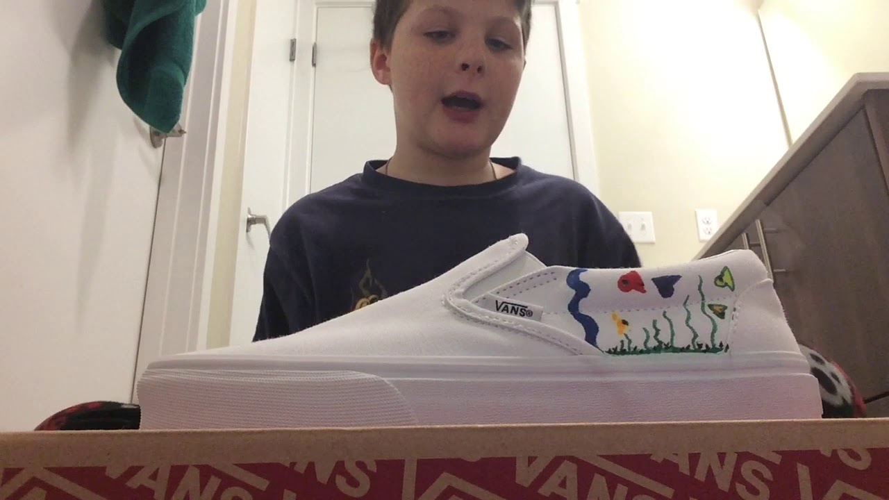 Customizing White Canvas Vans Part 1 YouTube