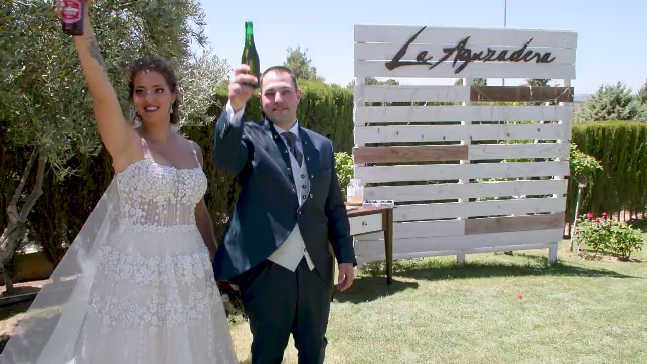 TRAILER Macarena y Emilio - Restaurante La Aguzadera, Valdepeñas - DLT Producciones