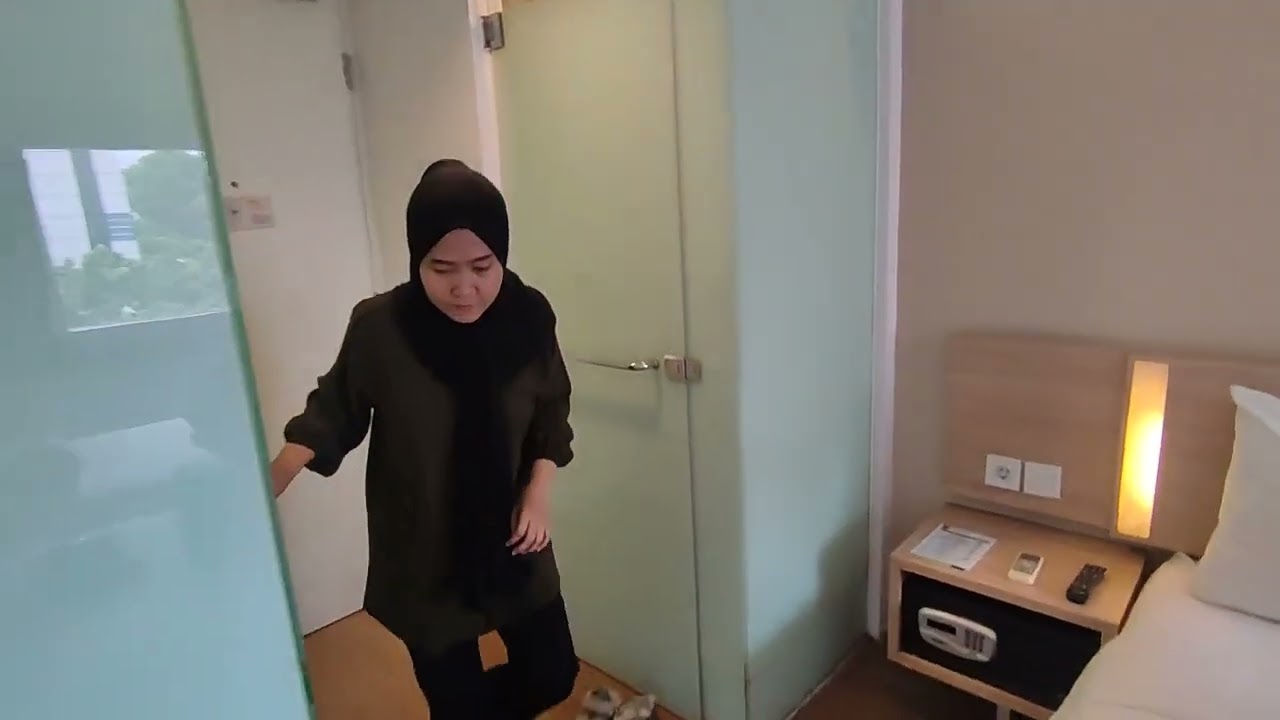 Review Hotel Whizz Prime, Padjajaran Bogor 