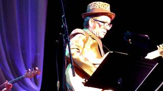 Elvis Costello Rips Up Neil Young's Cowgirl In the Sand chords