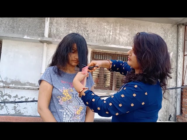 😳 Amazing Open Air Haircut in thin hair !! Street style haircut on roof  top !! Indian style haircut - YouTube