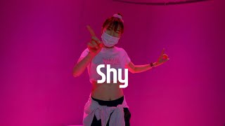 Download Lagu 페노메코 (PENOMECO) - Shy (eh o) | YOUN choreography MP3