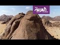 سعودي يفاجئ عيد اليحيى بمعرفته أسماء الصخور في الصحراء!