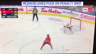 Edmonton Oilers Conor Mcdavid Loses The Puck On A Penalty Shot