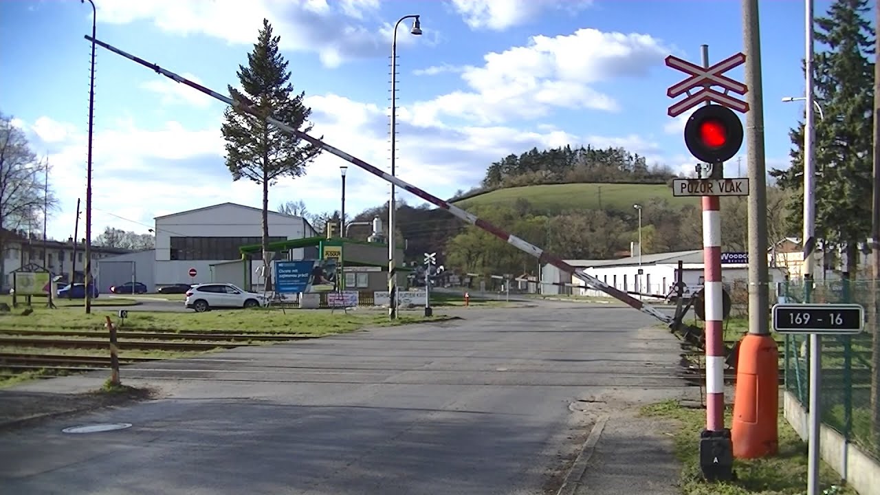Spoorwegovergang Sušice (CZ) // Railroad crossing // Železniční přejezd