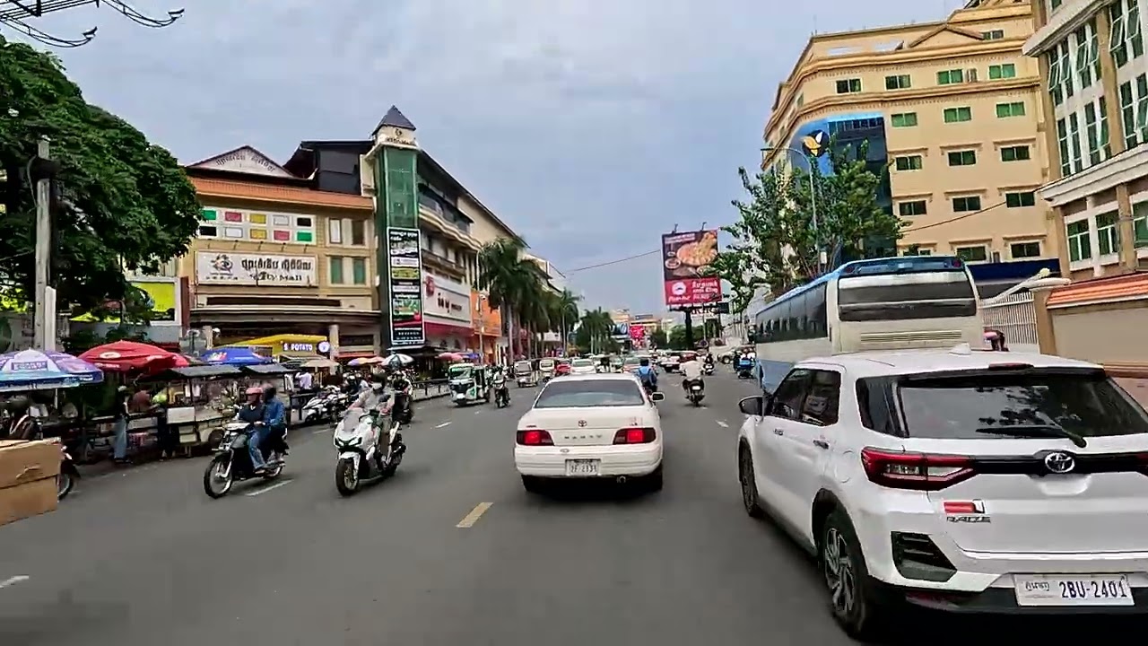 Phnom Penh city street view, Lifestyle of the general population in Cambodia