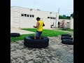 CroosFit com pneu - exercício para perder gordura e tonificar perna, glúteo e braço.