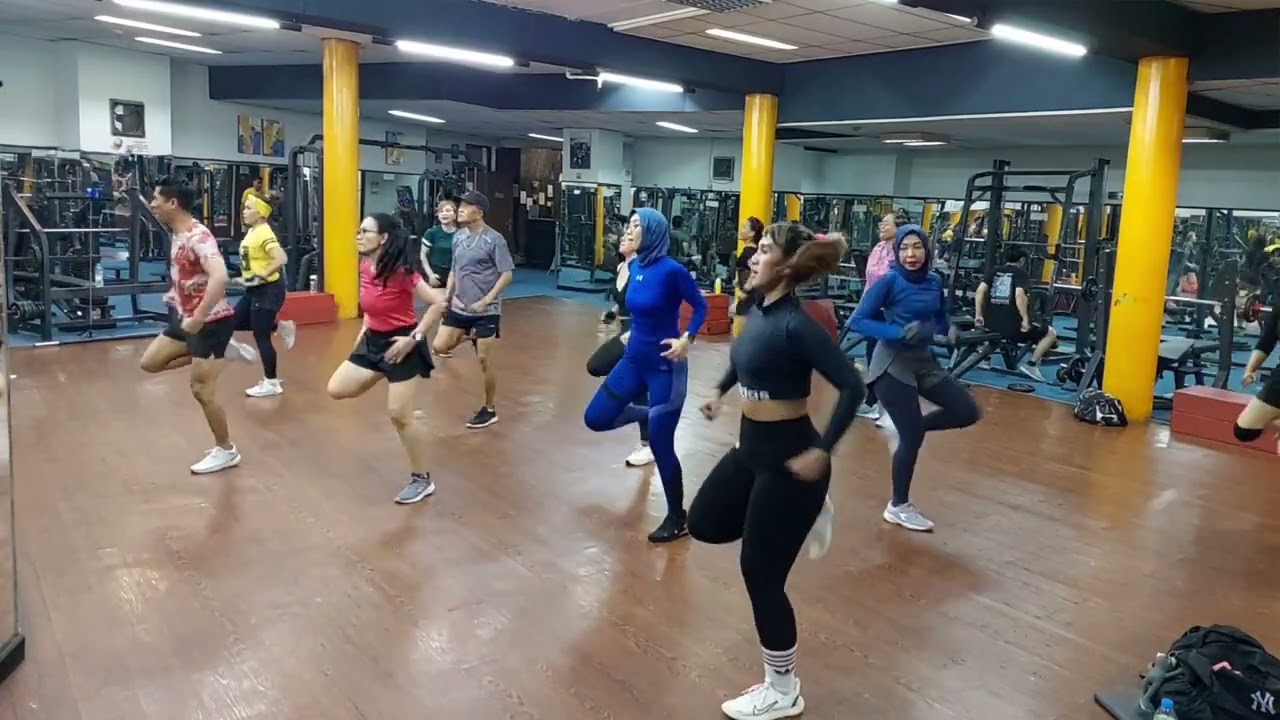 AEROBIC CLASS RIEZMAN 2025 | Bikasoga Bandung | Choreo by Riezman