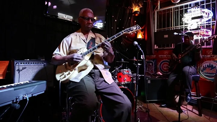 Lloyd Gregory !!! Amazing JAZZ GUITAR IMPROVISATIO...