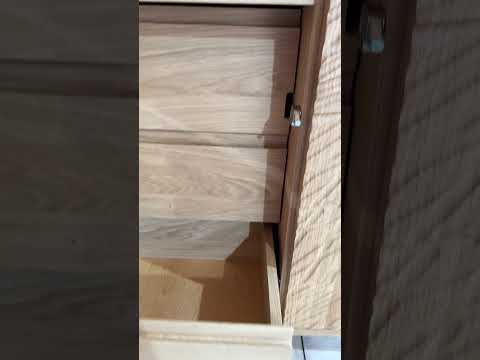 Дизайнерский арт комод с фрезерованием из дуба, видео 1