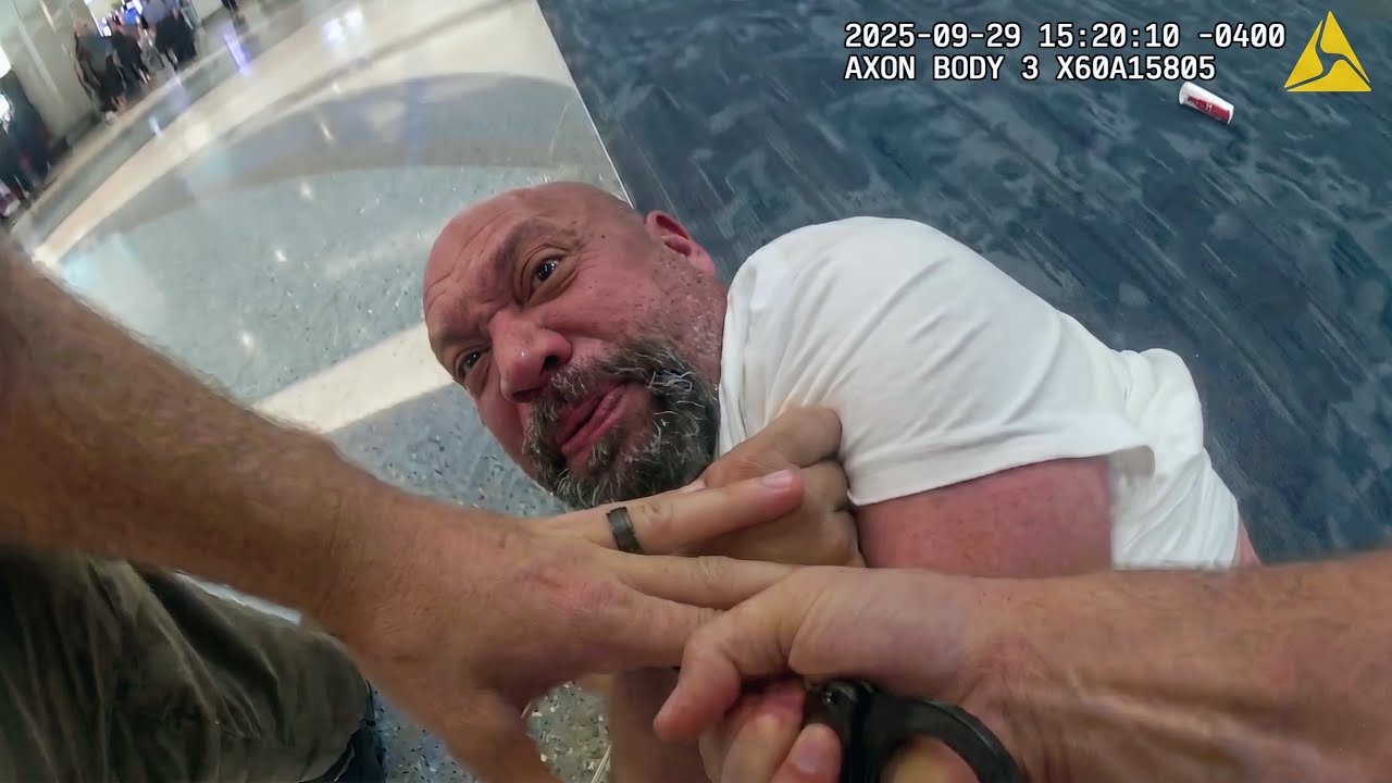 Entitled Passenger Tries to Bully Officers At The Airport