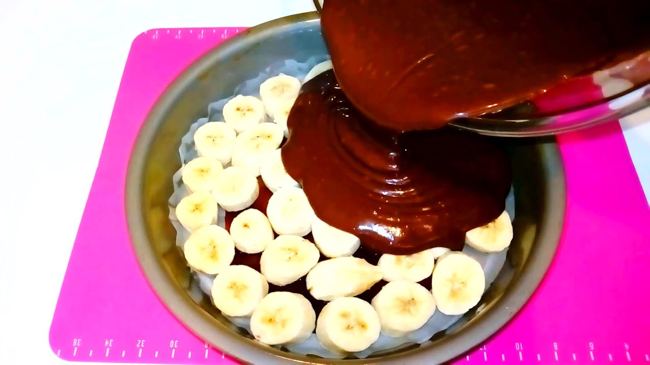 Gateau Ultra Moelleux Au Chocolat Et Banane Caramelise Youtube