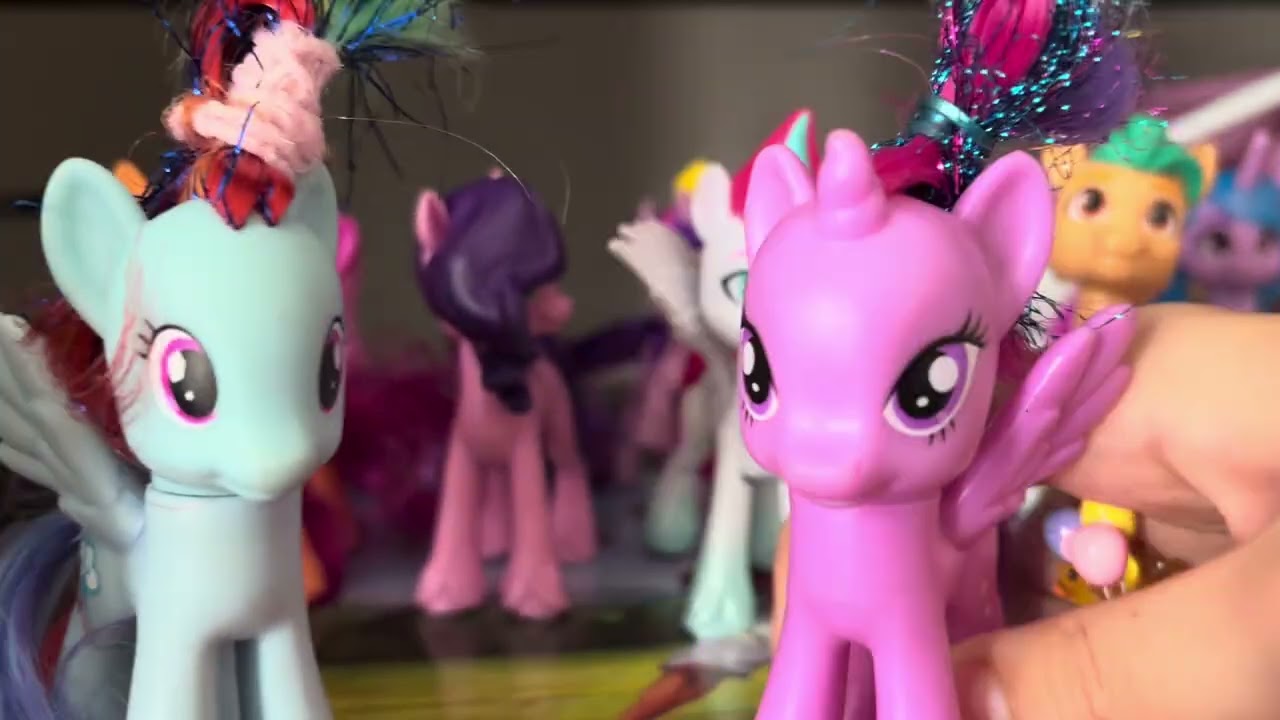 Сестра купи мне пони ￼