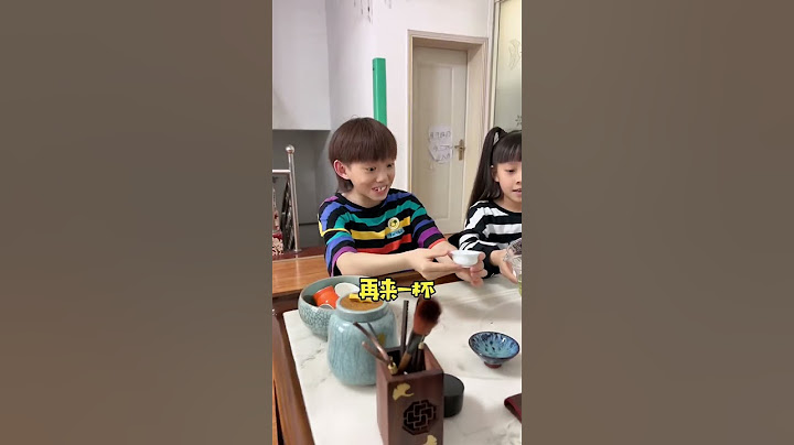 爷爷杀过来！没想到三坑已躲好了！#四小只吖 #日常 #搞笑 #搞笑家庭 #姐弟 #家庭生活