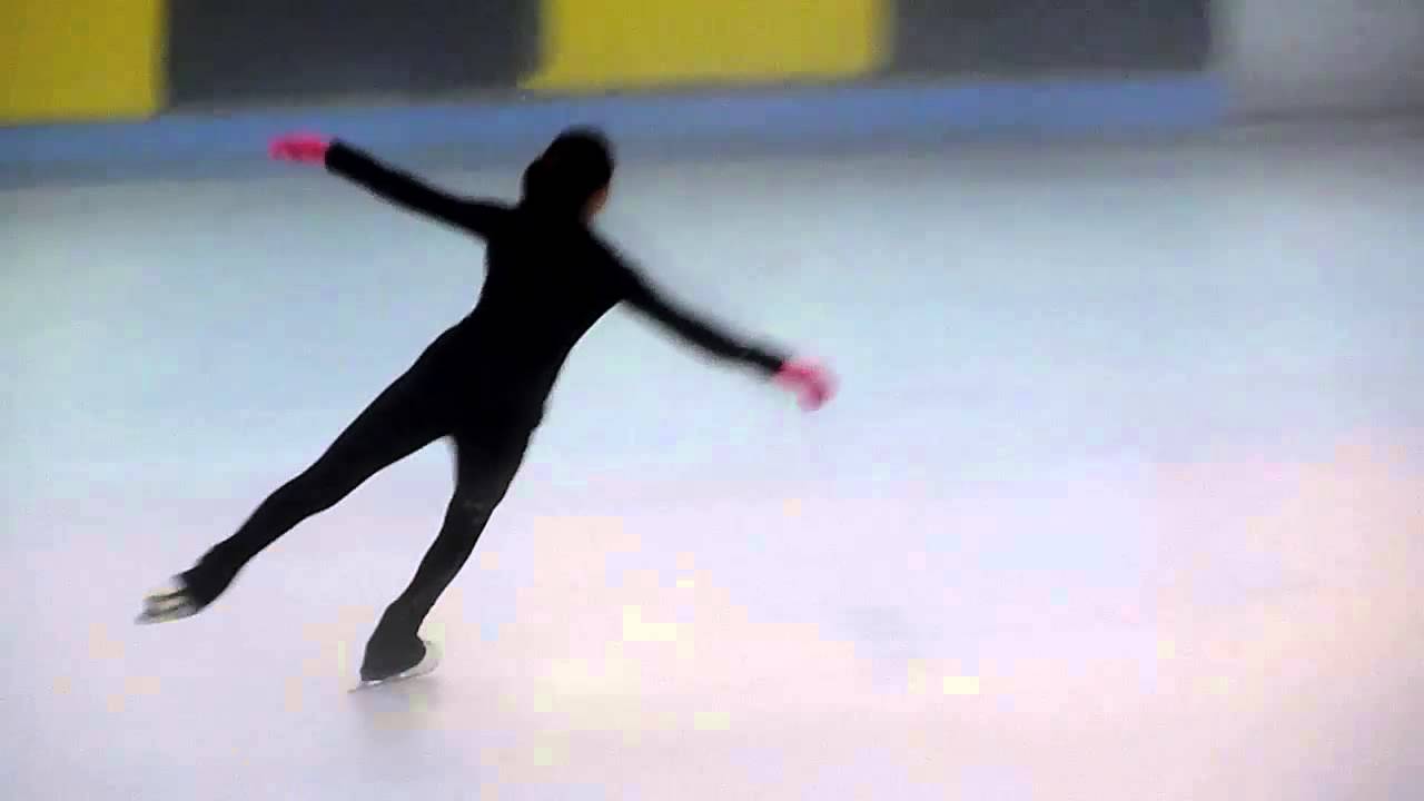 Ice Skating @Sky Ring Mal Taman Anggrek - YouTube