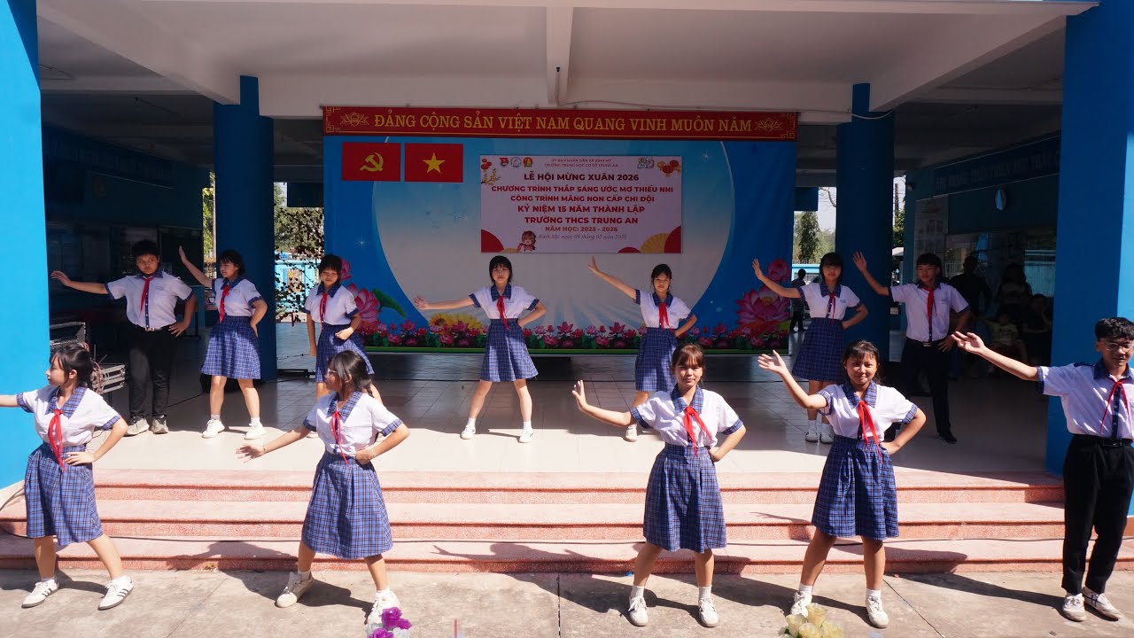 DÂN VŨ BÓNG BÓNG BANG BANG KHỐI 7 - HỘI XUÂN 2026